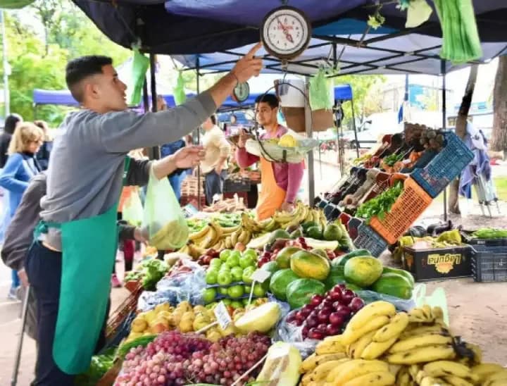 Las Ferias de la Ciudad continúan su recorrido en barrios y paseos