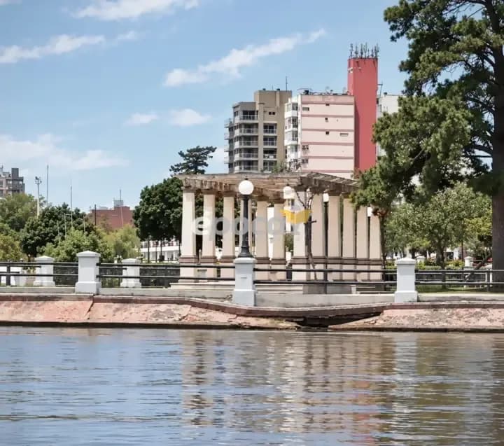 La crecida golpea la ribera de Punta San Sebastián