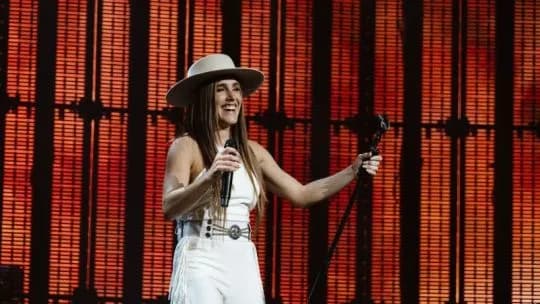 Con un recital gratuito de La Sole Pastorutti, Mina Clavero lanza su temporada turística