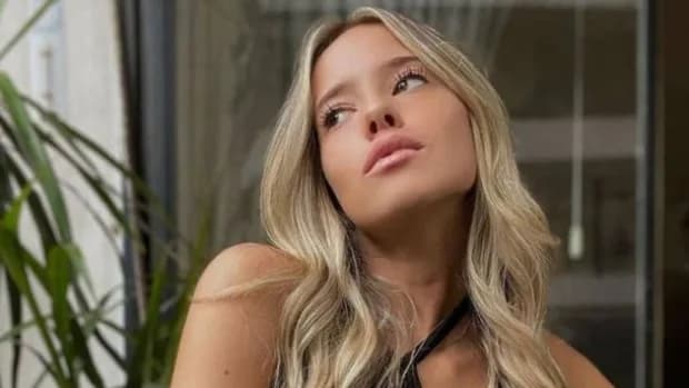 Zoe Bogach se sometió a un doloroso retoque estético y encendió las críticas en redes