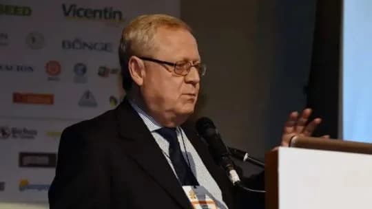 Para un economista, “los americanos están más preocupados que nosotros por el riesgo país de Argentina”