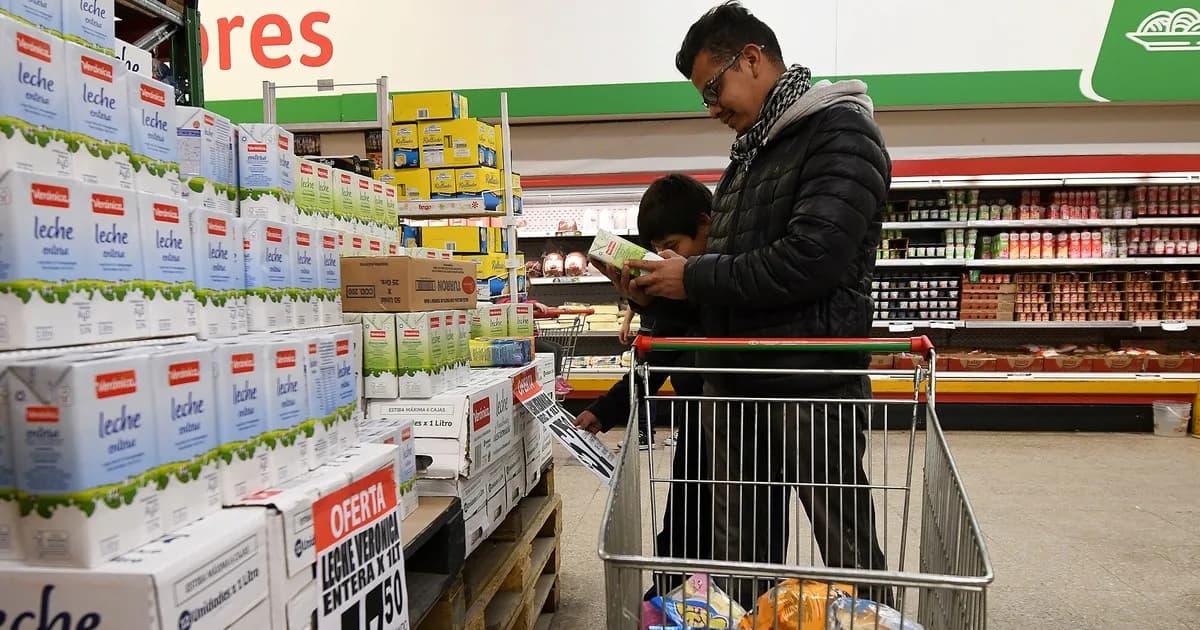 El consumo masivo no repunta: volvió a bajar en septiembre y acumula una caída de casi 3% en lo que va de 2026