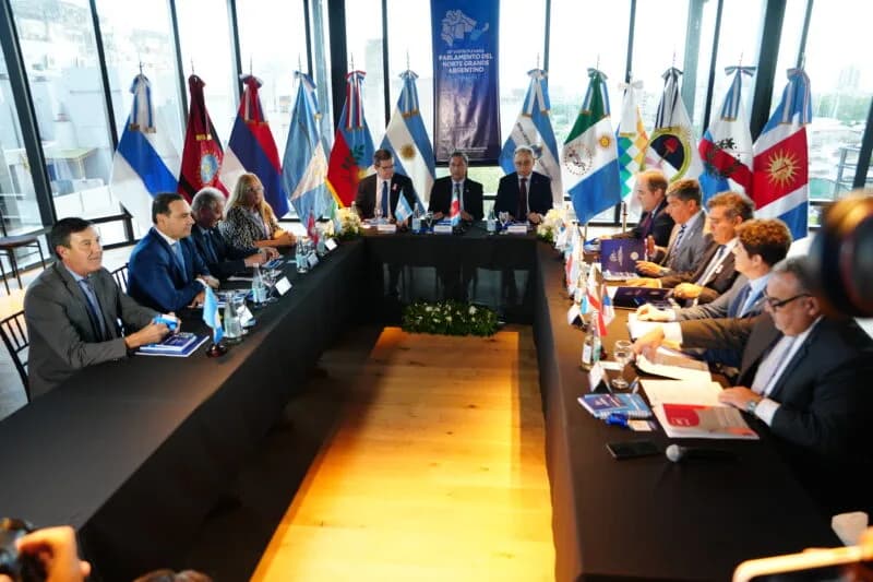 La Mesa Ejecutiva del Parlamento del Norte Grande abordó diversos temas en Corrientes