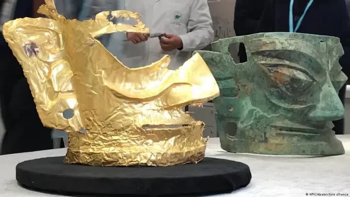 China exhibe en cines primer largometraje generado íntegramente con IA