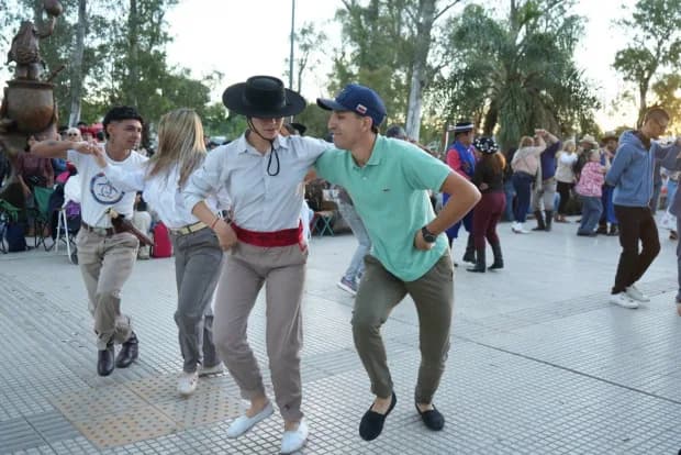 La Municipalidad de Corrientes propone un fin de semana con deportes, turismo, artesanos y música chamamecera