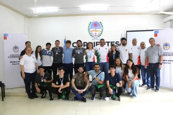 Brillante actuación de los seleccionados correntinos de hockey en el nacional