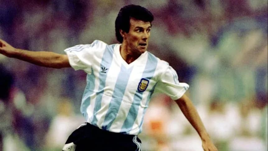 Jugó con Maradona, ganó títulos con la Selección Argentina y fue el primer representante de Messi - TyC Sports