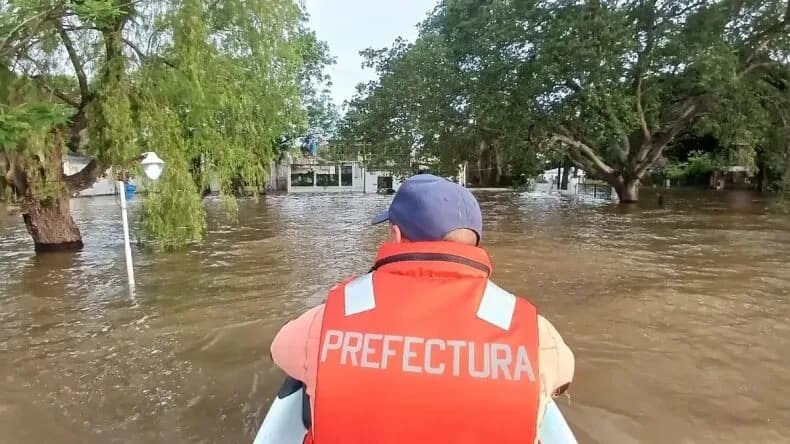 Se despliega asistencia humanitaria en siete municipios correntinos