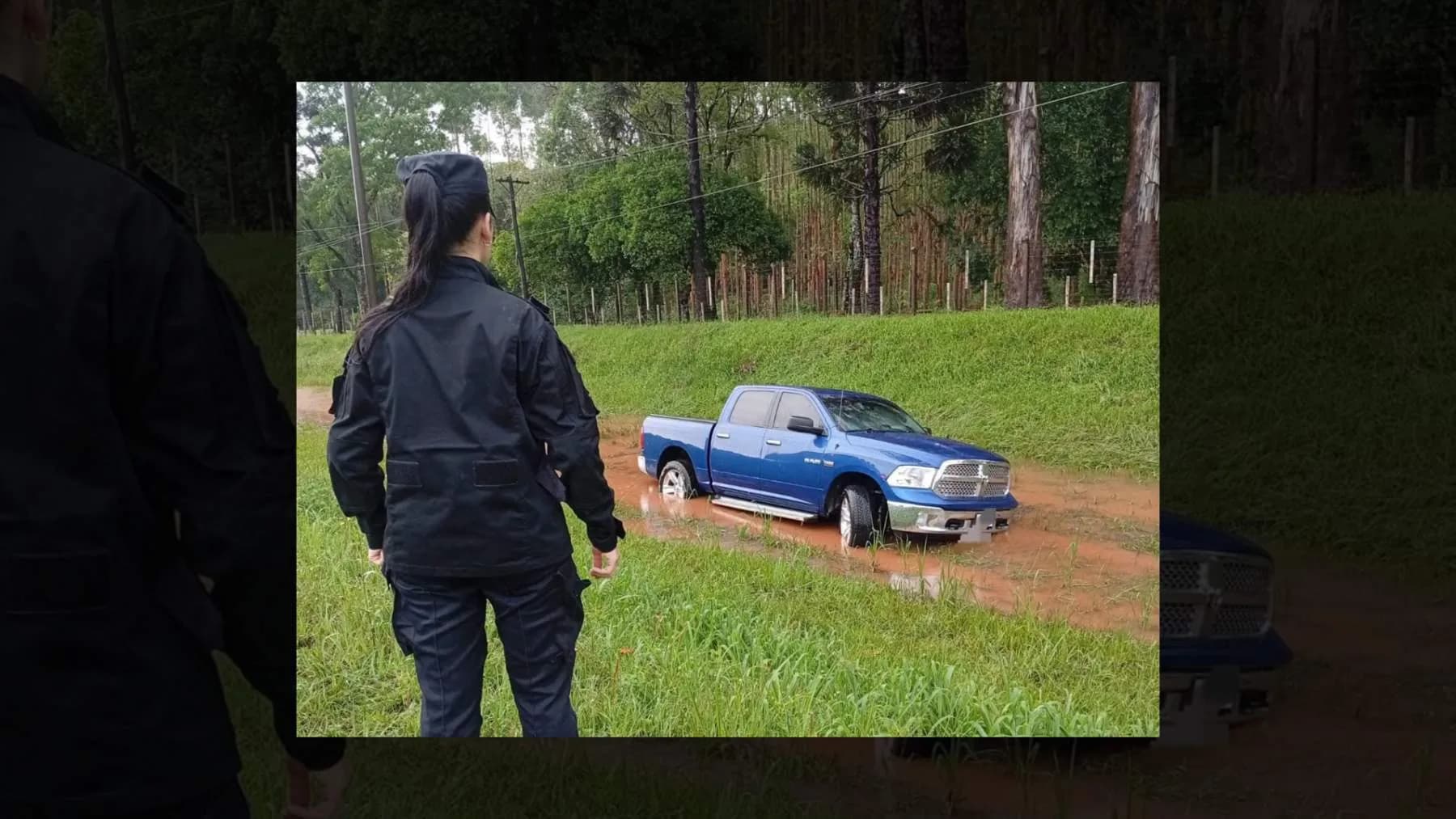 Un correntino despistó con su camioneta en una ruta de Misiones