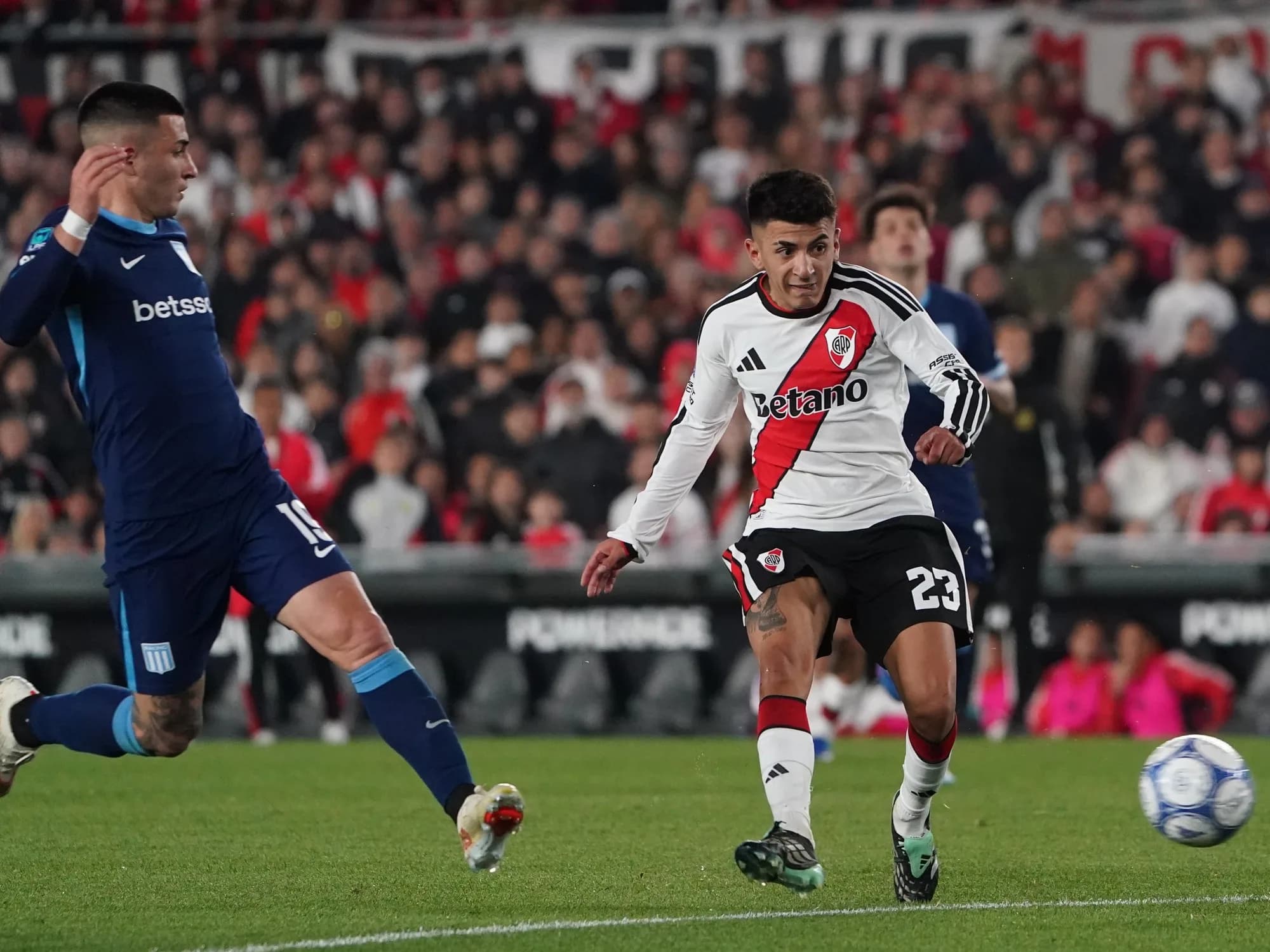 El uno por uno de la derrota de Racing ante River
