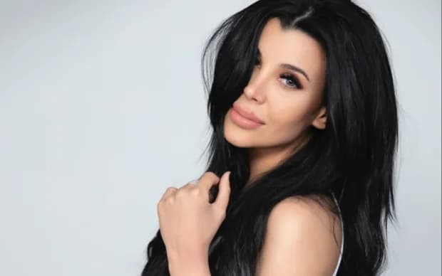 Charlotte Caniggia criticó a las famosas que exponen a sus hijos en las redes
