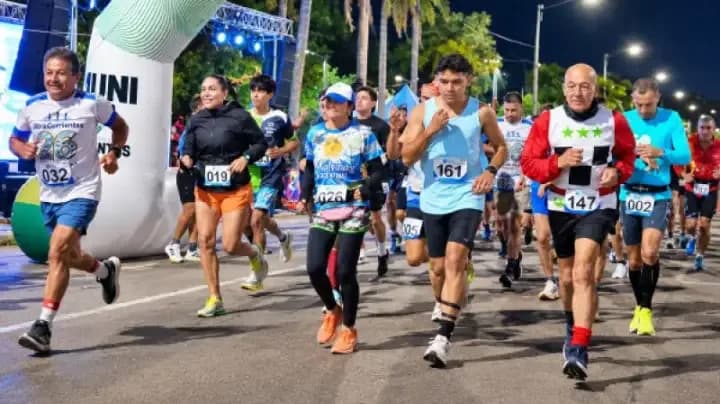 Corrientes: inédita carrera
nocturna paralizó la Costanera Sur