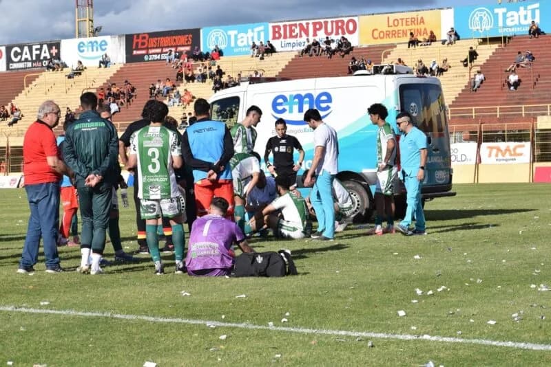 “Invade la tristeza, unos inadaptados tiraron a la basura un año de trabajo”, dijo el presidente de Boca Unidos