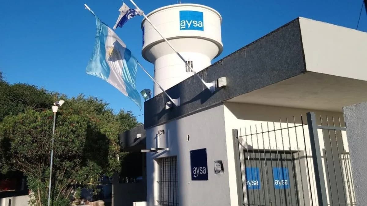 Nuevos cuestionamientos por la privatización de AySA e incertidumbre por el futuro de las obras