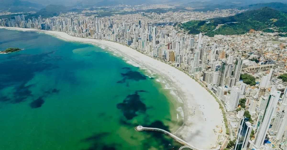 Vacaciones de verano 2027 en Brasil: se dispararon las compras de paquetes turísticos tras la devaluación del real
