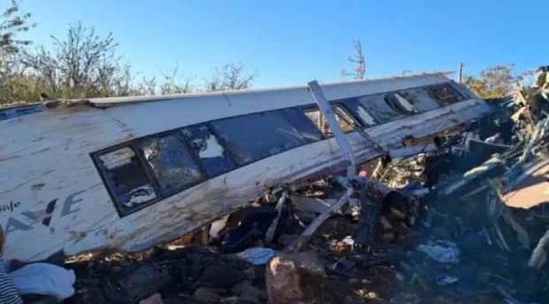 Unos 30 muertos tras un choque entre trenes en España