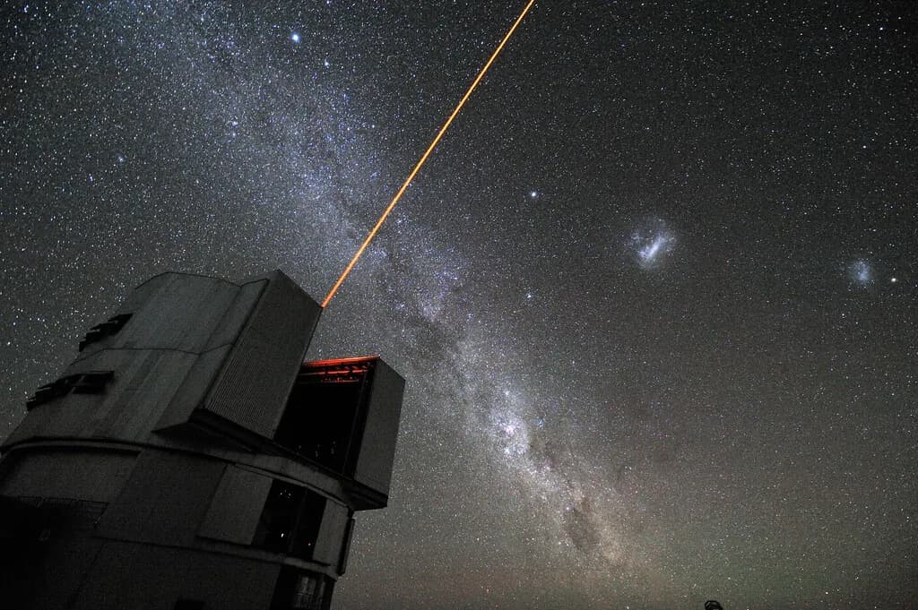 Unos científicos desarrollan un dispositivo capaz de unir la luz de varios telescopios y lo probarán en Calar Alto, Almería