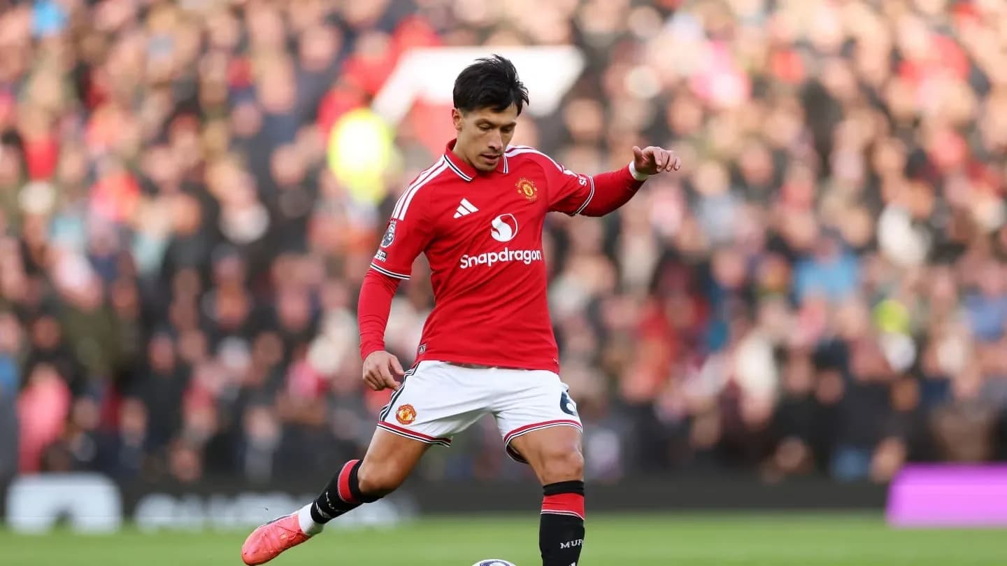 La leyenda de Manchester United que destrozó a Lisandro Martínez por este mal momento: “Da la cara” - TyC Sports