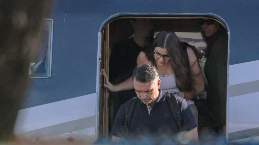 Flávio Bolsonaro se fugó de Brasil apoyado por el Gobierno argentino