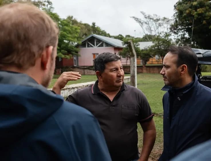 El gobernador Valdés anunciará esta semana créditos para los inundados y asistencia a obras en los municipios ante El Niño