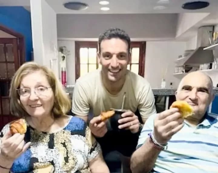 Murió la madre del técnico Scaloni, tras una dura y cruel enfermedad