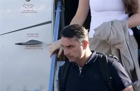 Bolsonaro habría huido de Brasil con apoyo del jefe de seguridad de la EBY y la justicia pide aclaraciones al Gobierno