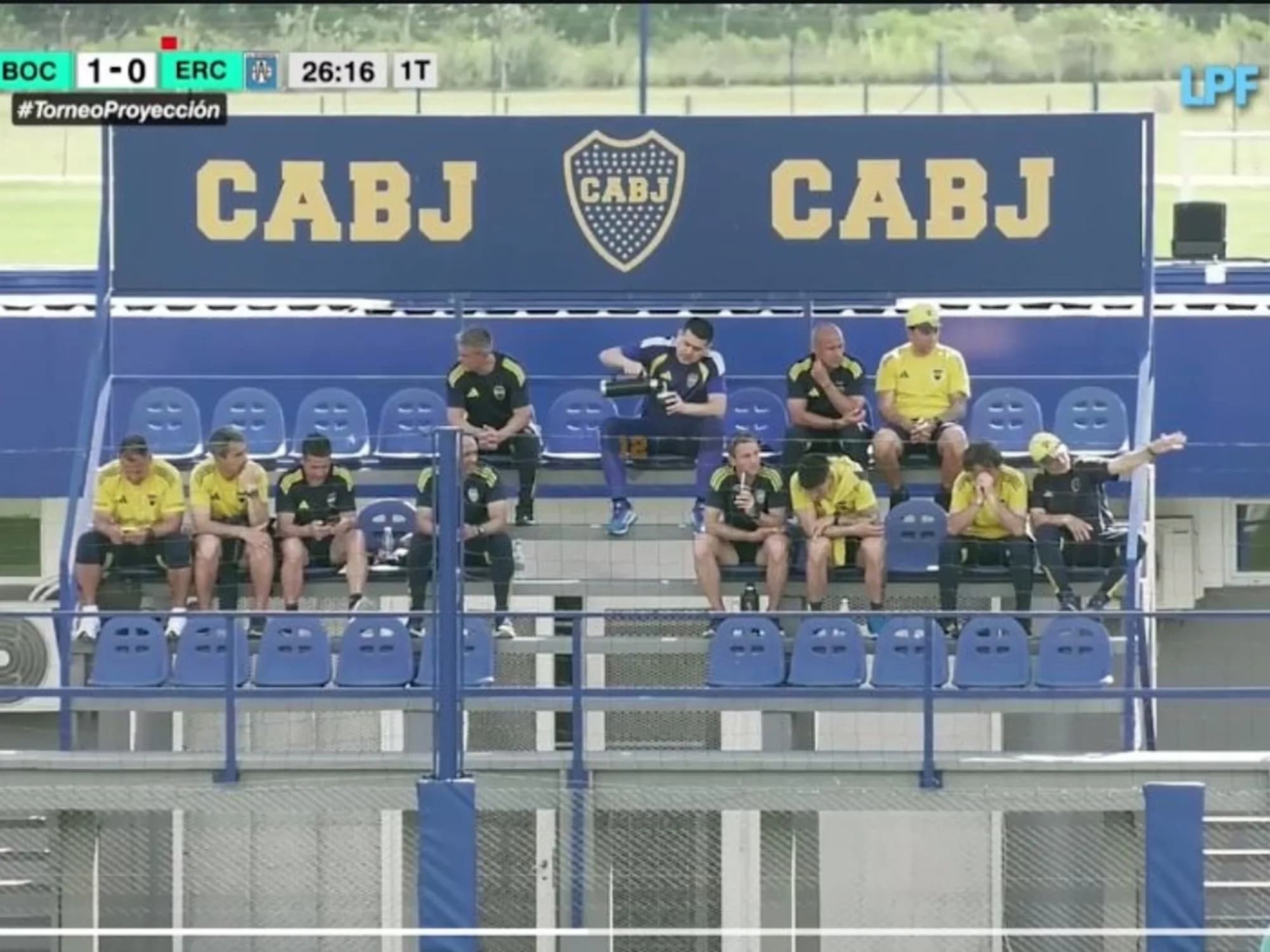 Riquelme y el Vasco, presentes en el triunfo de la Reserva en la previa del Súper