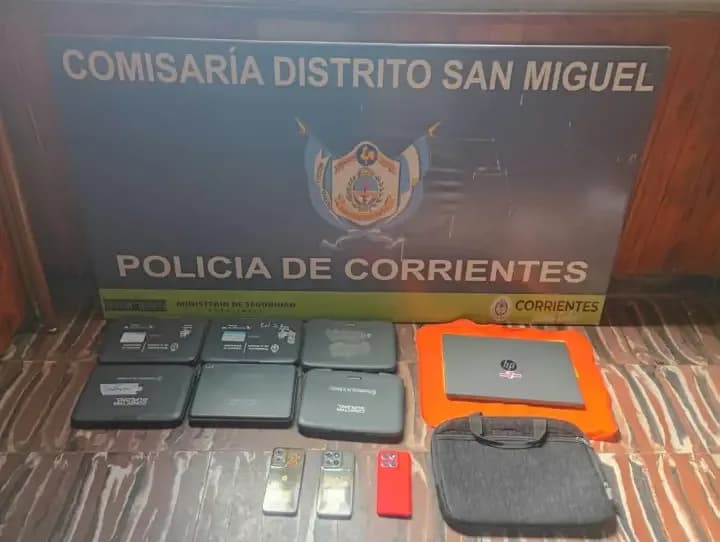 Allanaron una vivienda en San Miguel y secuestraron siete computadoras y tres celulares