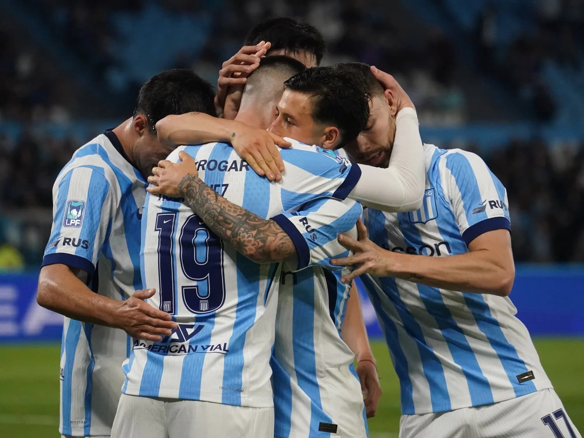 Racing ganó en un clima tenso y mandó a Aldosivi al descenso