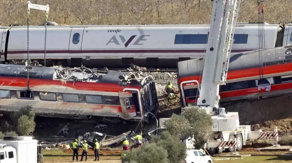 España: aún hay 70 desaparecidos en el fatal accidente ferroviario